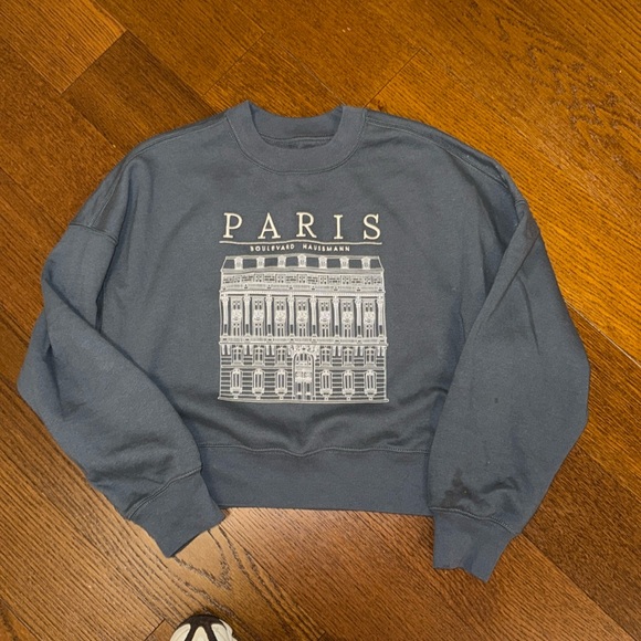 Abercrombie & Fitch Tops - Abercrombie & Fitch Sweater